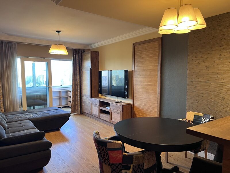 Bd. Unirii, apartament smart home, 3 camere, centrala proprie.