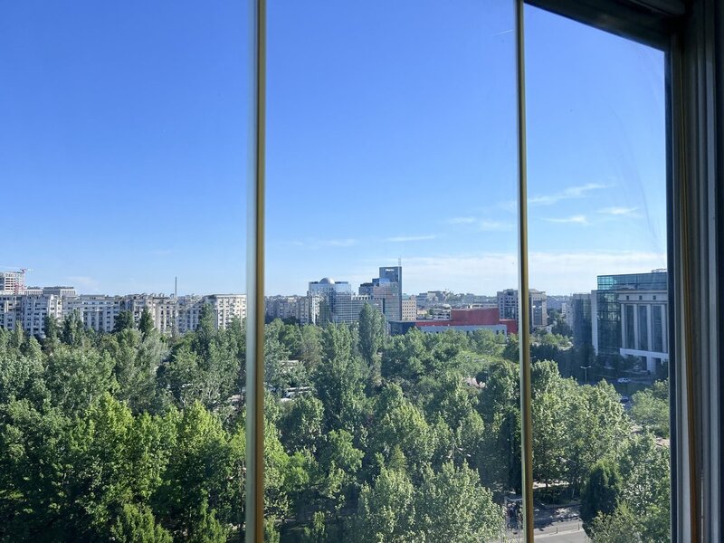 Bd. Unirii, apartament smart home, 3 camere, centrala proprie.